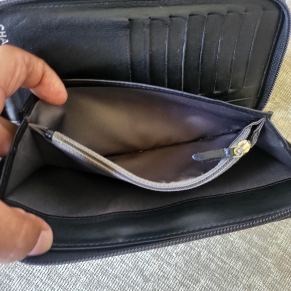 Chanel Ltd Edition Petite Maroquinerie Long Zipper Wallet Camelia - Picture 5 of 10